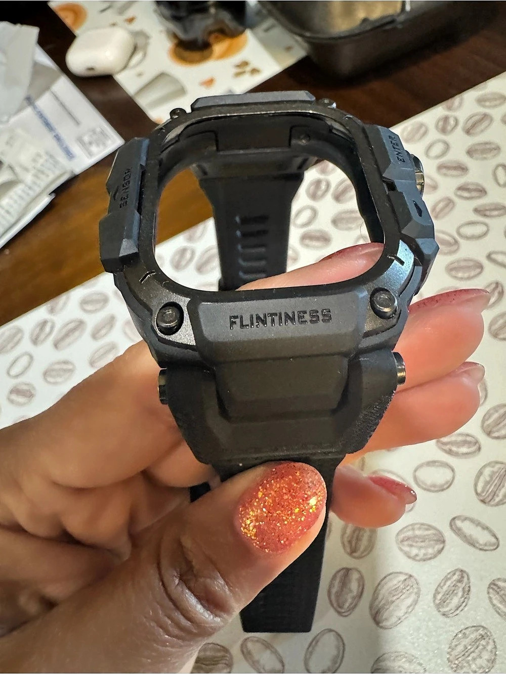 FLINTINESS Black Smartwatch Case with Band